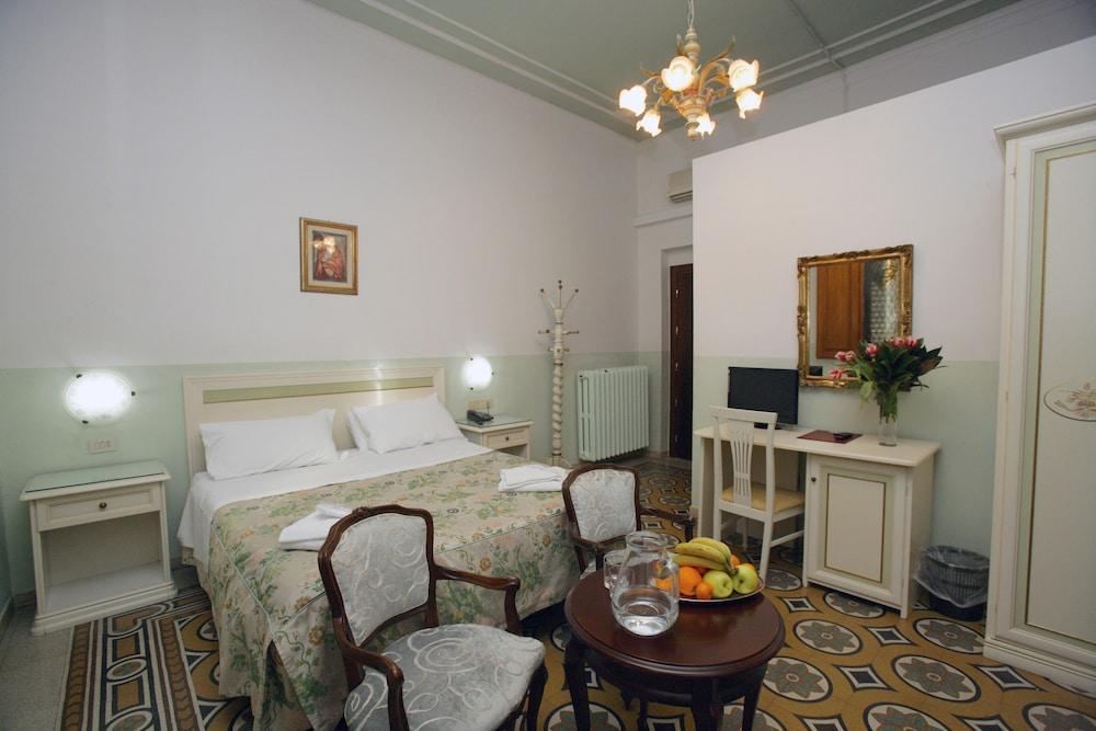 Hotel Desirèe Firenze