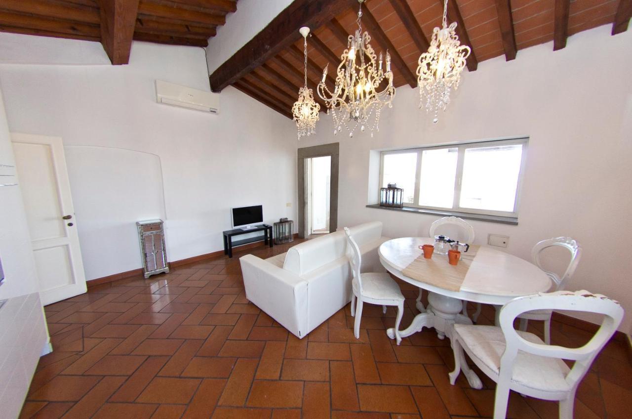 Traviata Storico - Palazzo Tolomei
