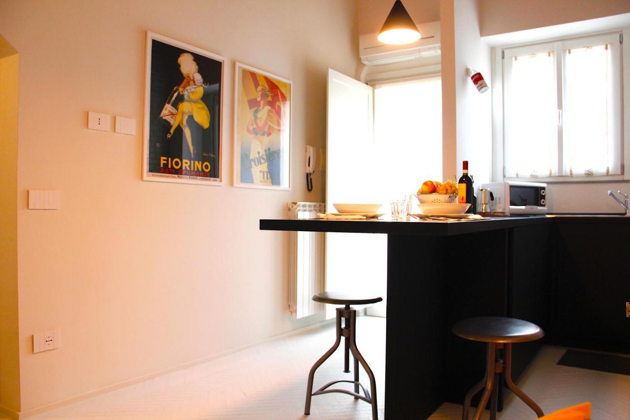 Colorful Pied-à-terre _ Via Gioberti Appartement *