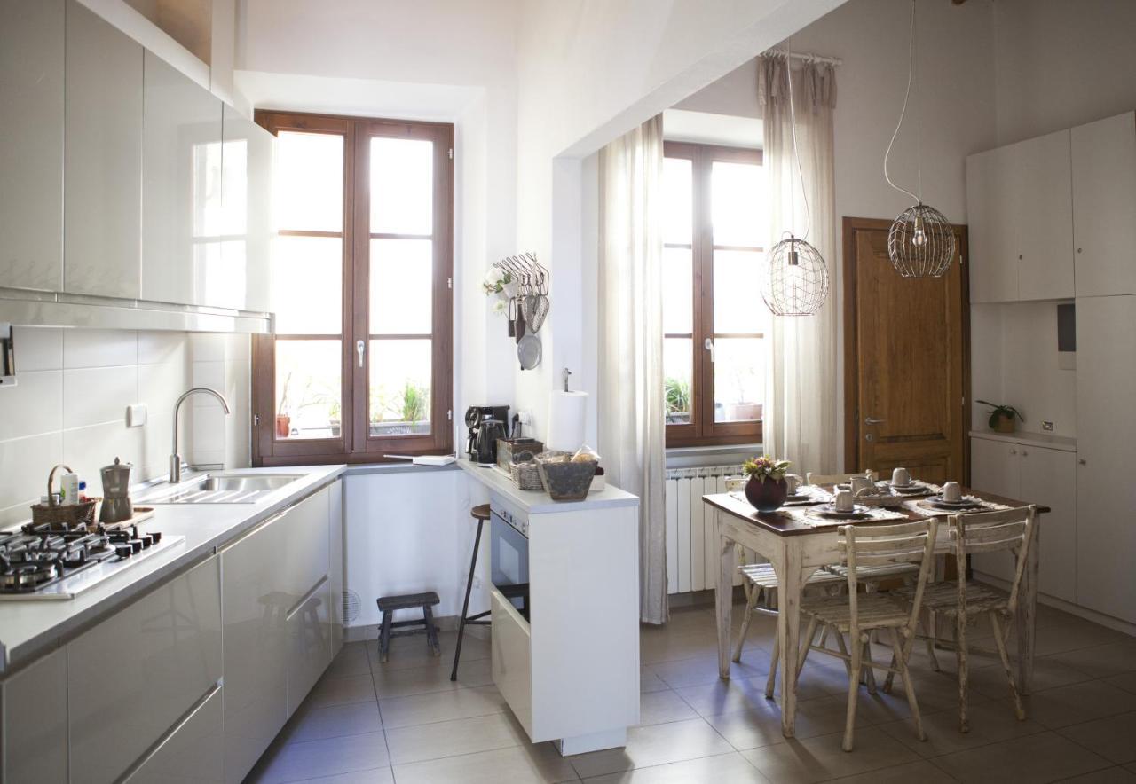 Apartment Italian Fantasy Takes Away *