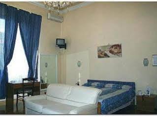 Joli Hotel 2*