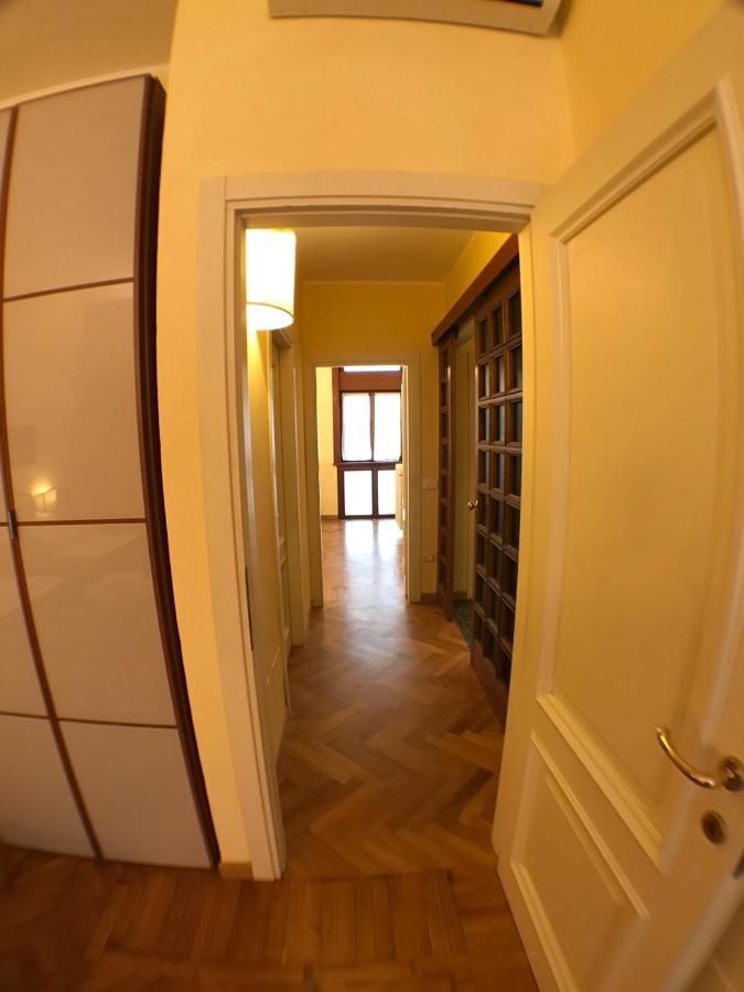 Ponte Vecchio 4 Bedrooms * Florenz