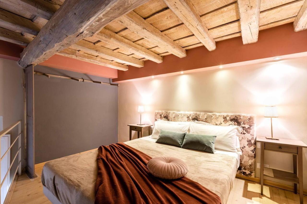 New Opening Special,historic Center,private Patio Florence