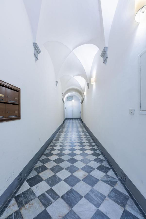 Amabilia Florence