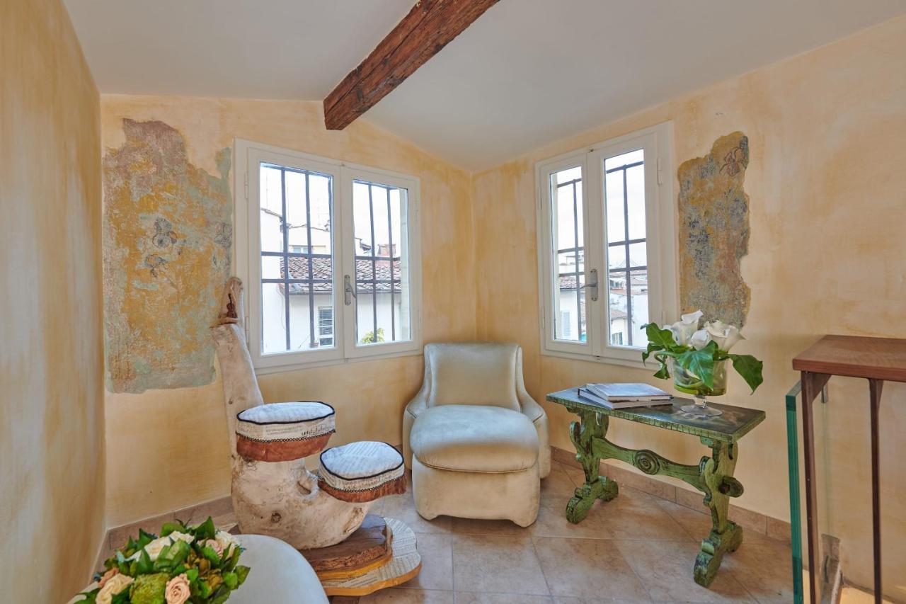 Leoni Appartamento Firenze