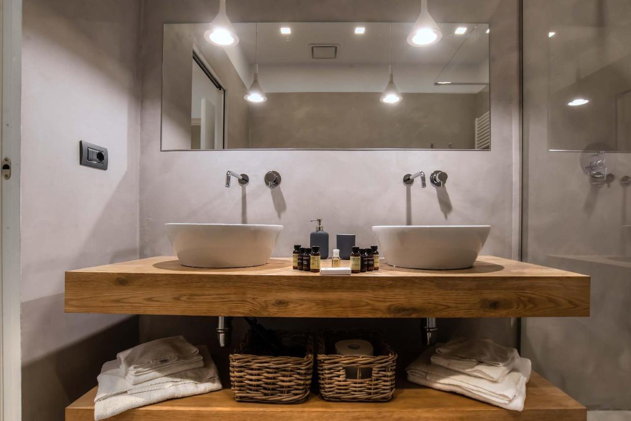 The Charm Of Santa Croce Apartment