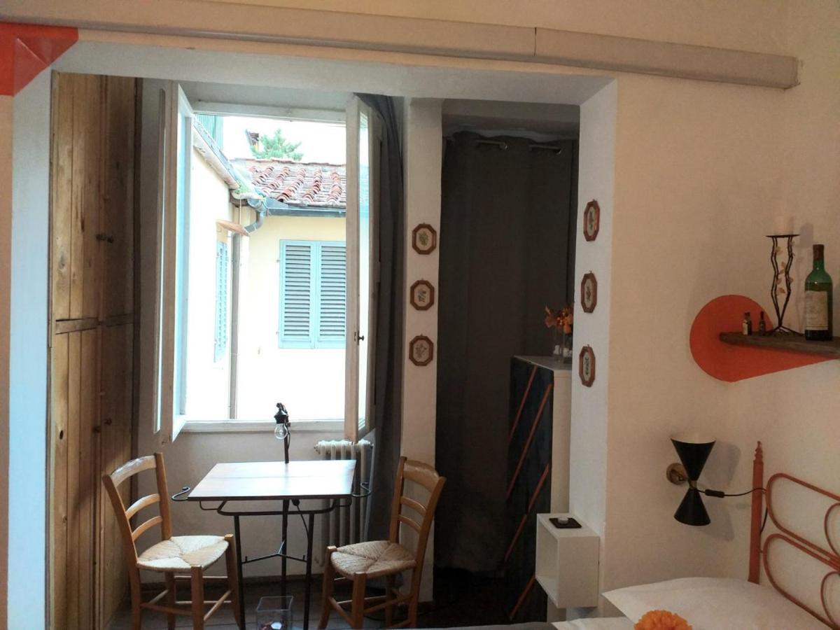 Via Faenza Casa de hóspedes