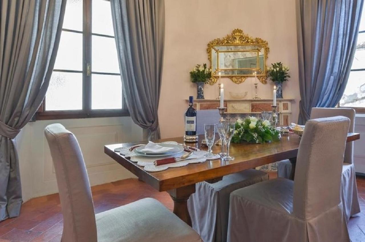 Maggio Frescoes By Vacavilla * Florence
