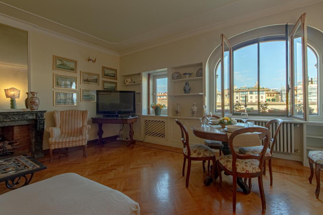 Appartamento Ponte Vecchio 3 Bedroom Firenze