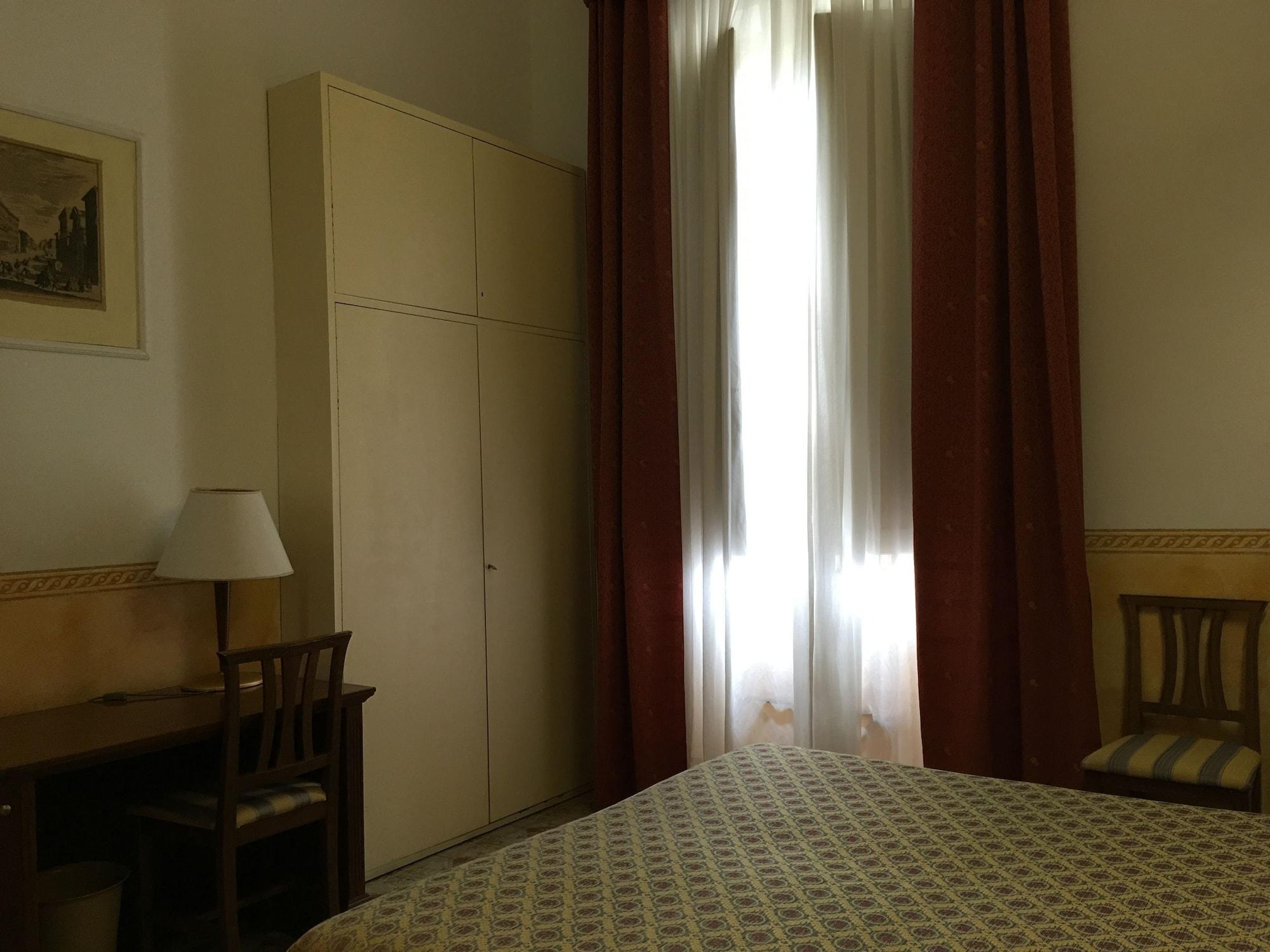 Hotel Olimpia Florence