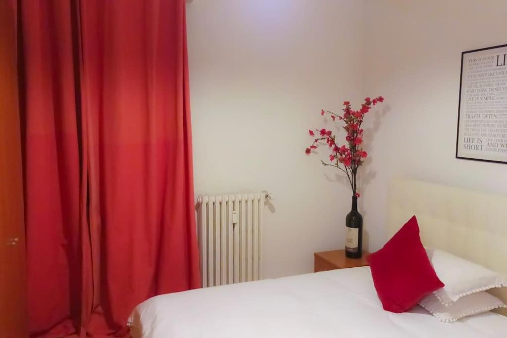 Unique & Beautiful Bedroom In Of * Florence