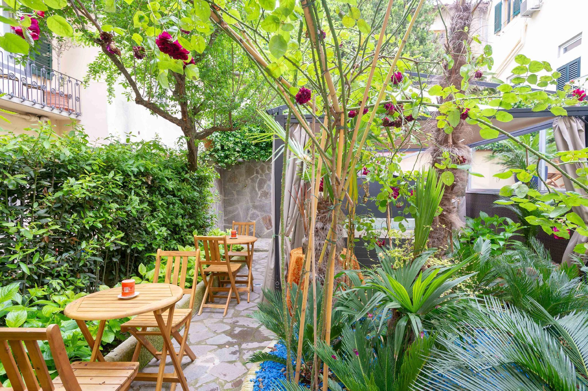 Ginori Al Duomo Hotel 4*