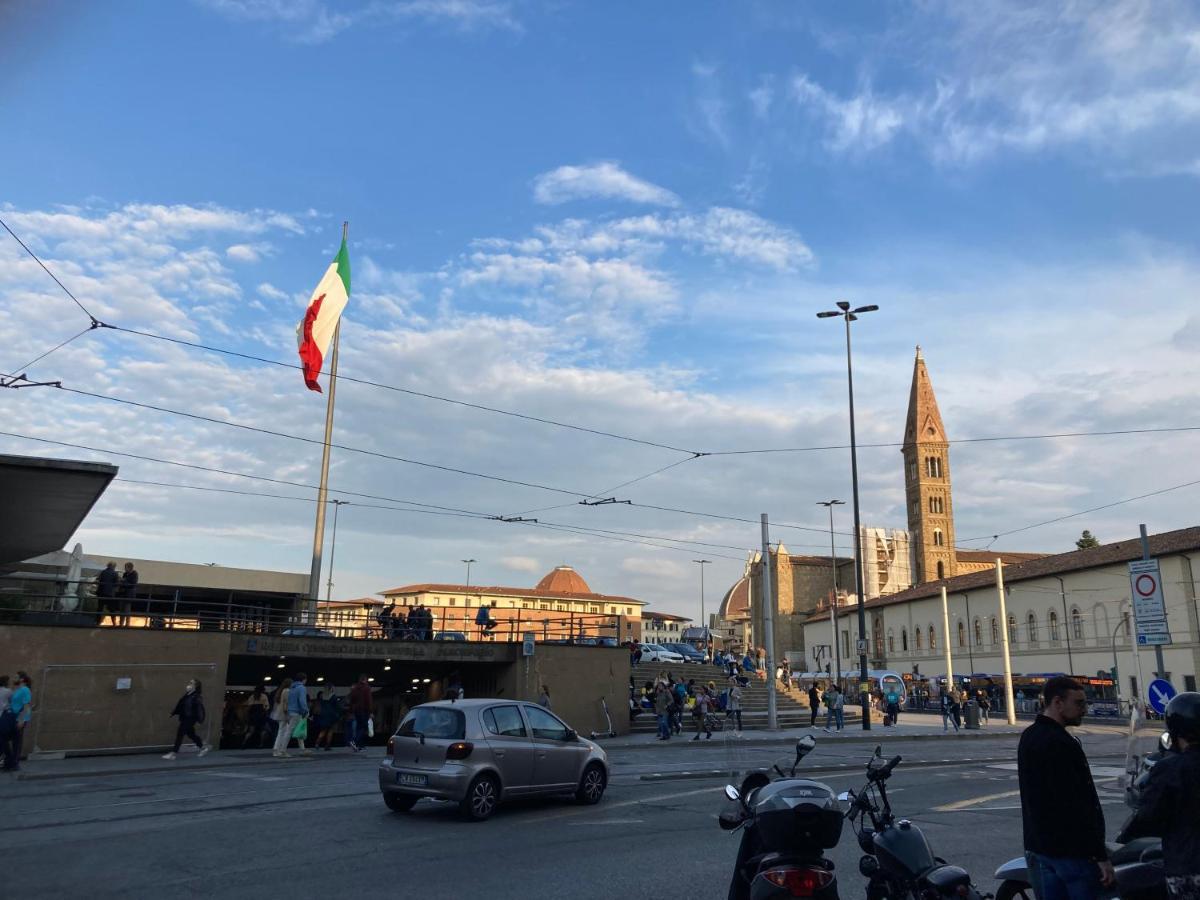 Santa Maria Novella - Golden Lily Florence, Center Florence