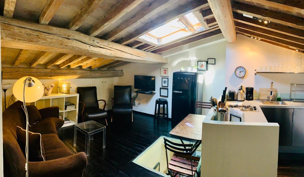 Uffizi & Santo Spirito Family/groups Apartment Florence