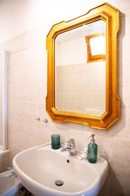 Apartment Cozy With A Strategic Position Florence