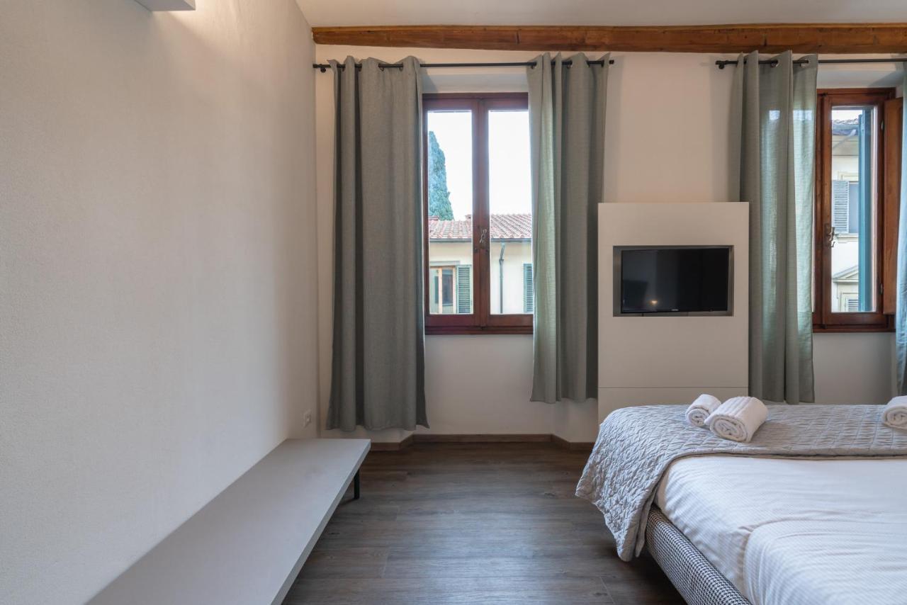 Elegant Green In San Gallo Apartment