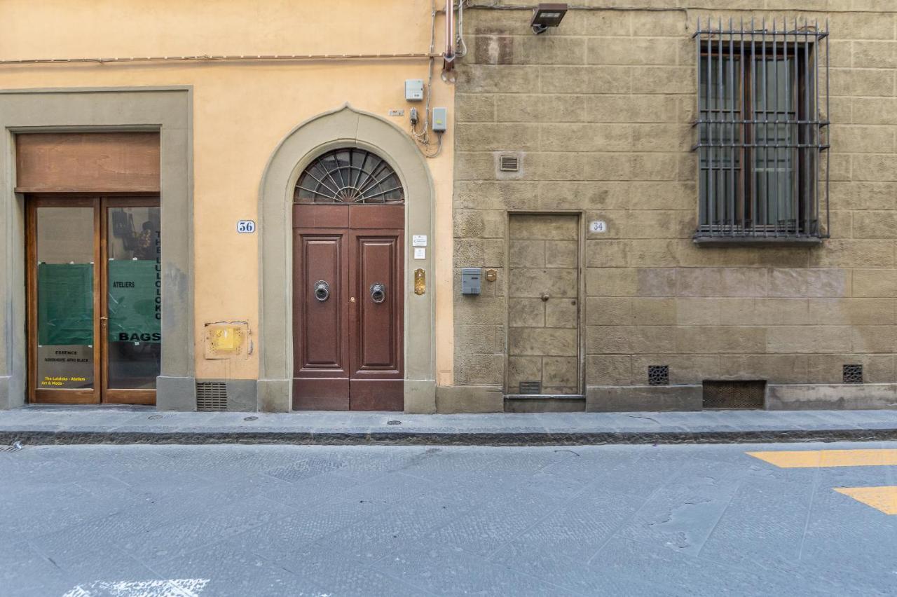 Apartment E Quindi Uscimmo A Riveder Le Stelle