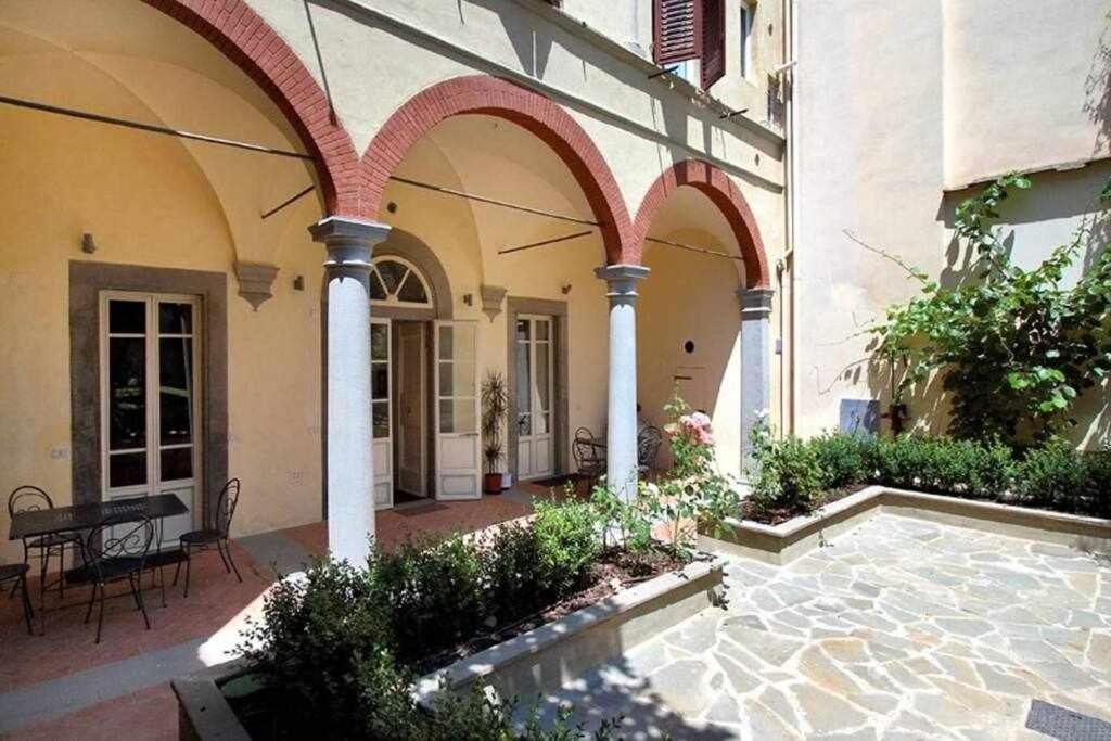 Apartment Piazza Dei Ciompi With Private Garden *