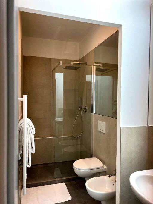 Center San Lorenzo Market 1bdrm Apt Apartment *
