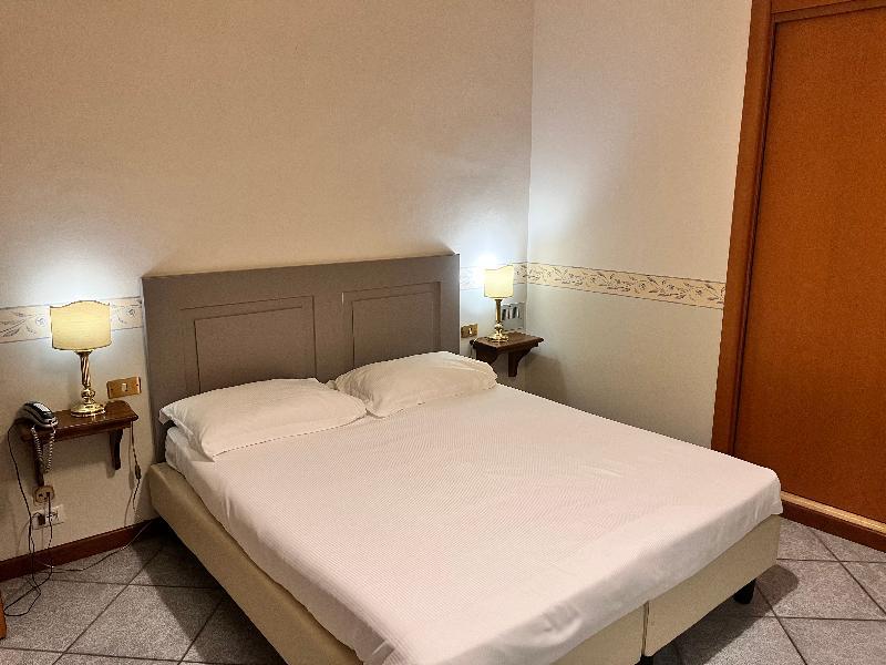 Bypillow Goldoni Florence