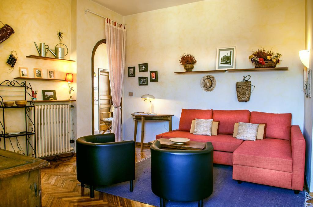 Santo Stefano Penthouse Appartamento *