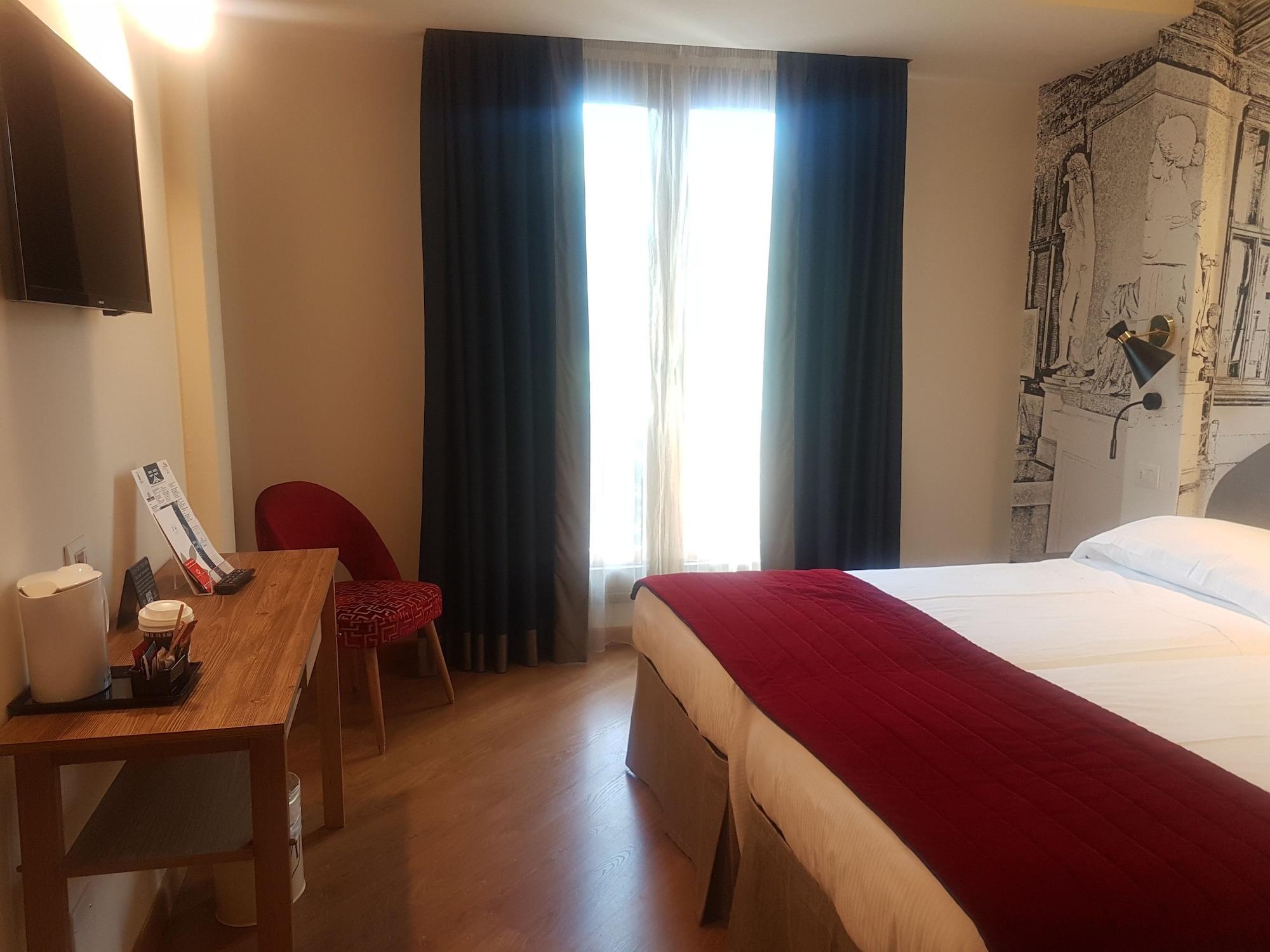 Fh55 Grand Mediterraneo Hotel Florenz