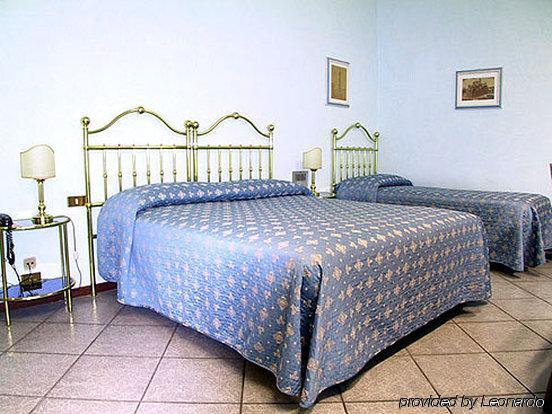 Bypillow Goldoni Florence