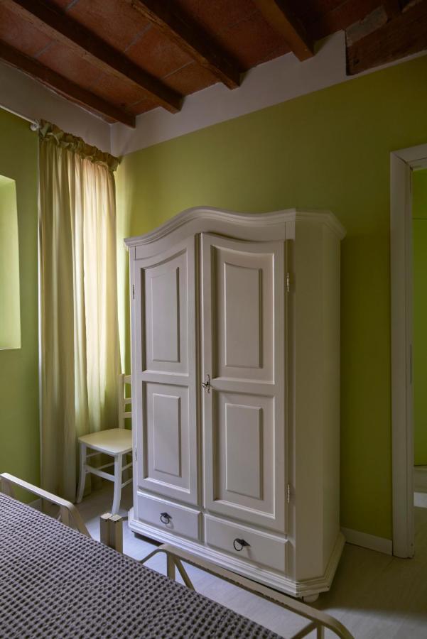 Cozy 1-bedroom With Balcony In Historic Center Appartement
