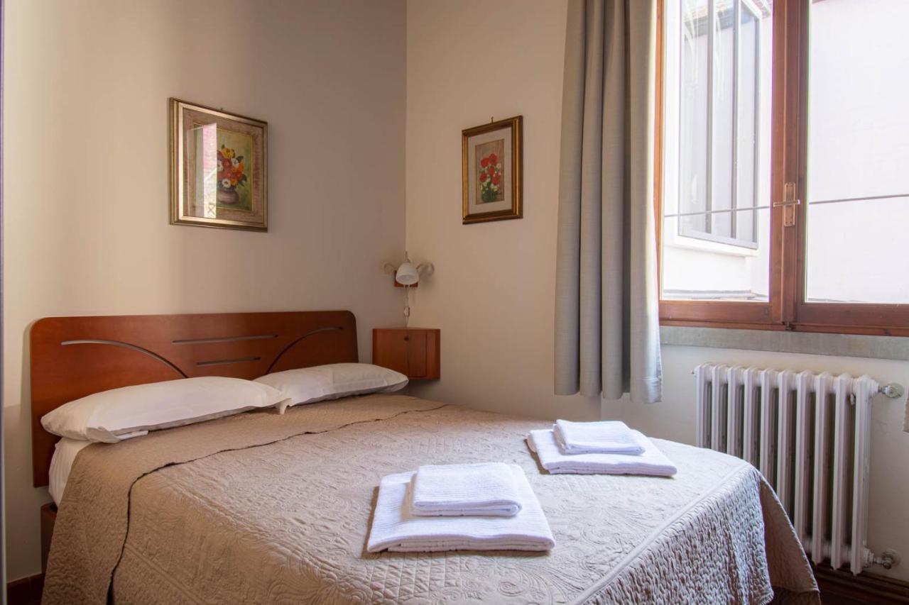 Appartement Unique With Private Terrace And Gothic Details Florence