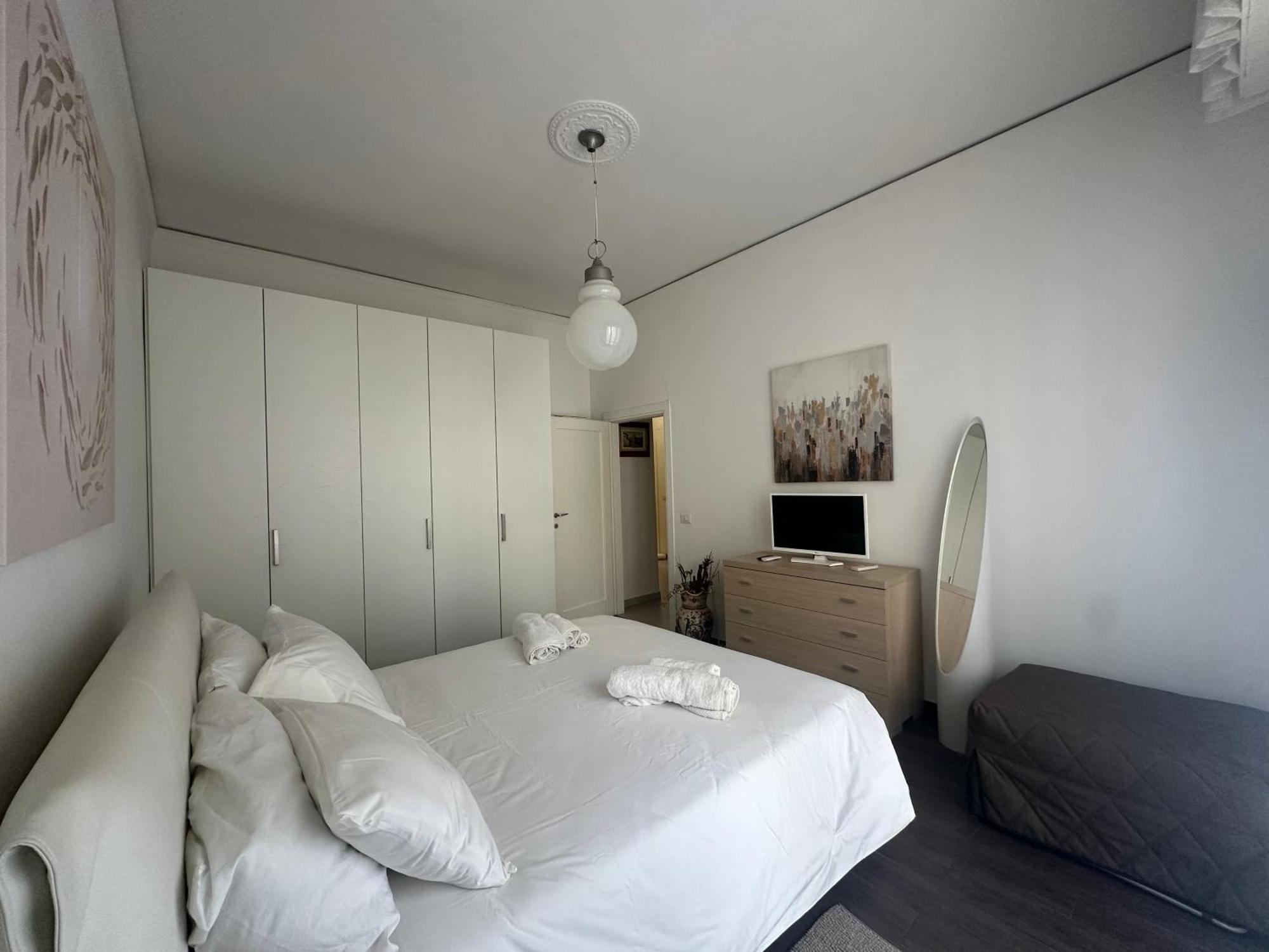 Modern River House Apartment *