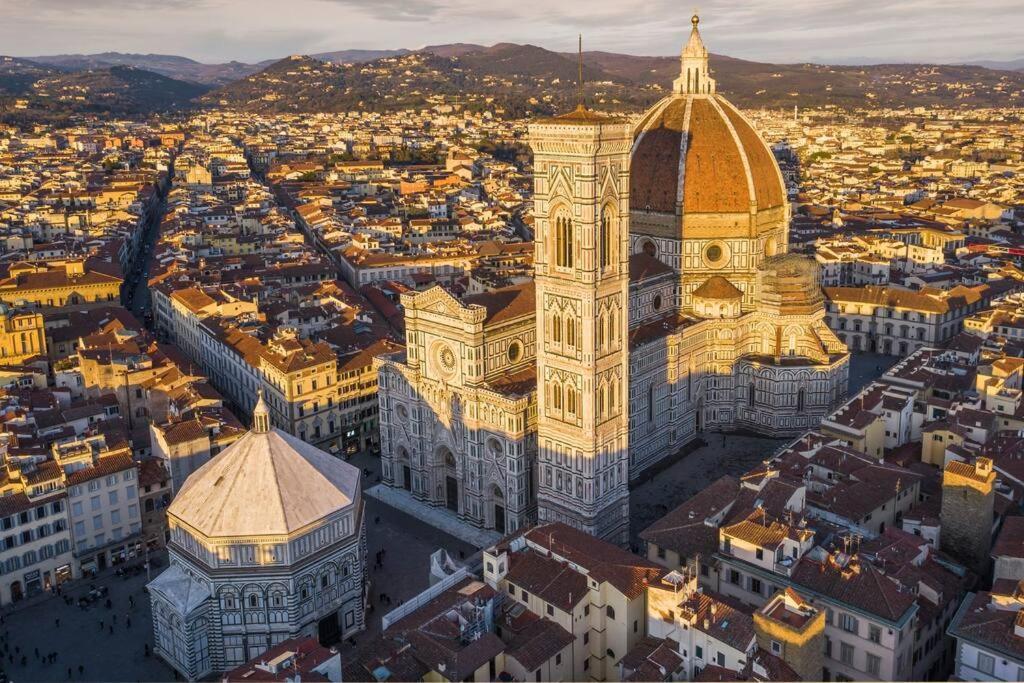 12 Minuti Piazza Duomo Luminoso Florence