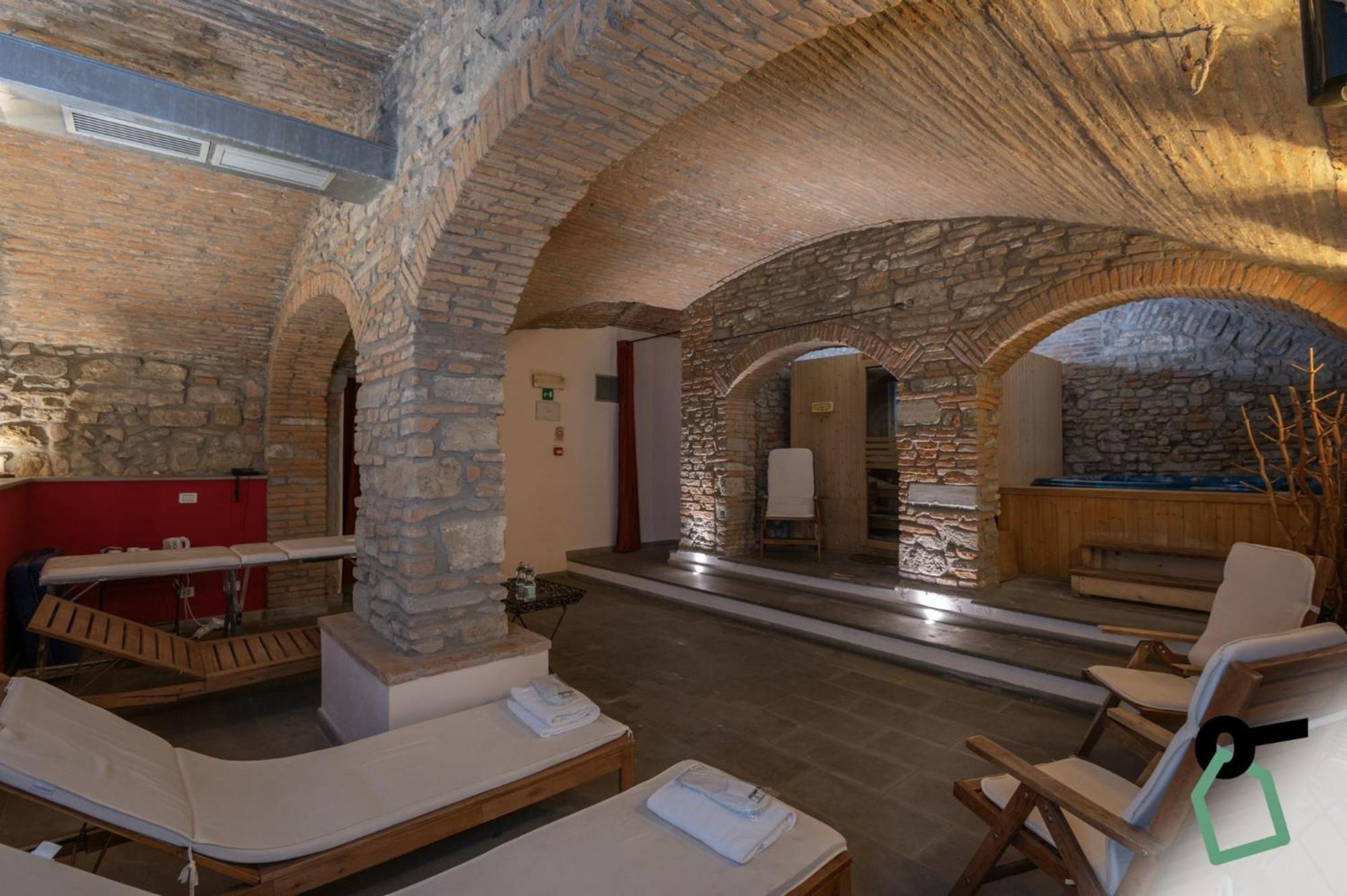 Hotiday Collection - Ghibellina 4* Florence