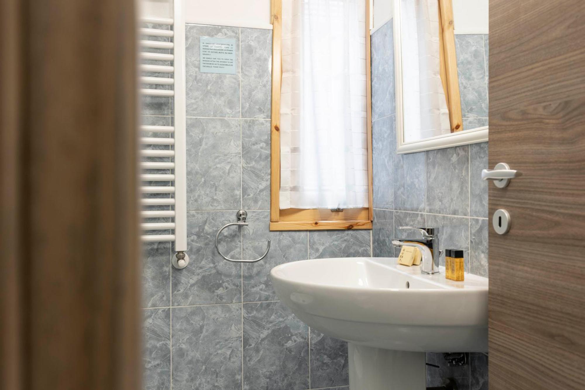Sweet In Federighi Street Apartment Florence