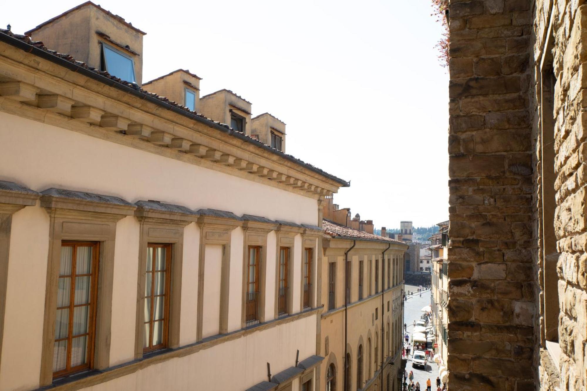 Apartment Bob W Ponte Vecchio Florence