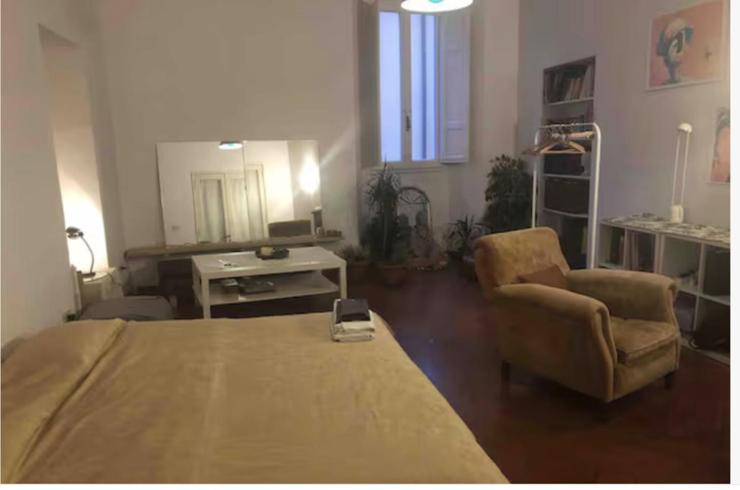 Large In Antique Building In Santo Spirito Homestay *