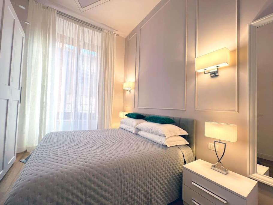 Charming Penthouse Near Duomo Apartamento Florença