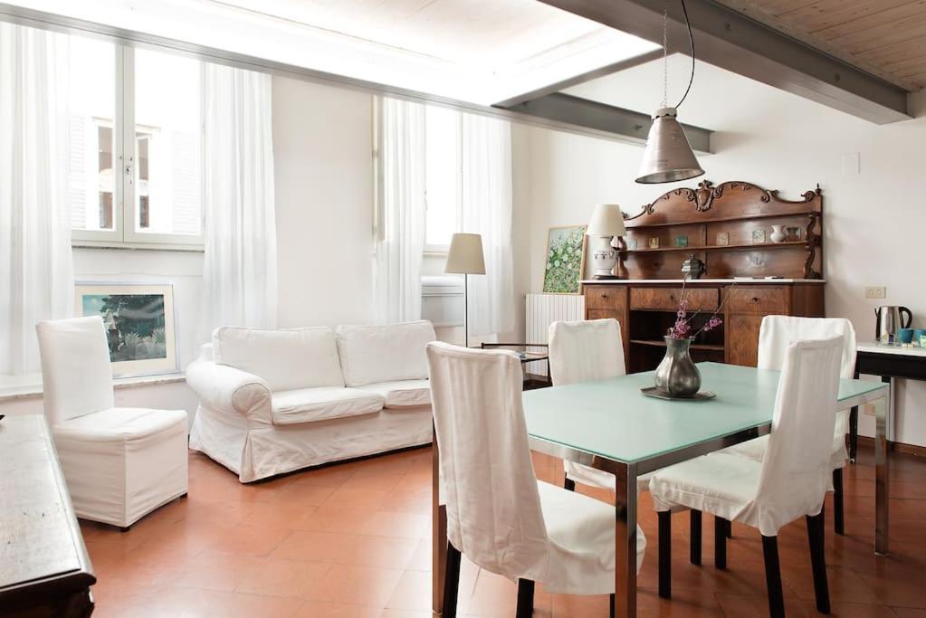 Apartment Ponte Vecchio Space Florence