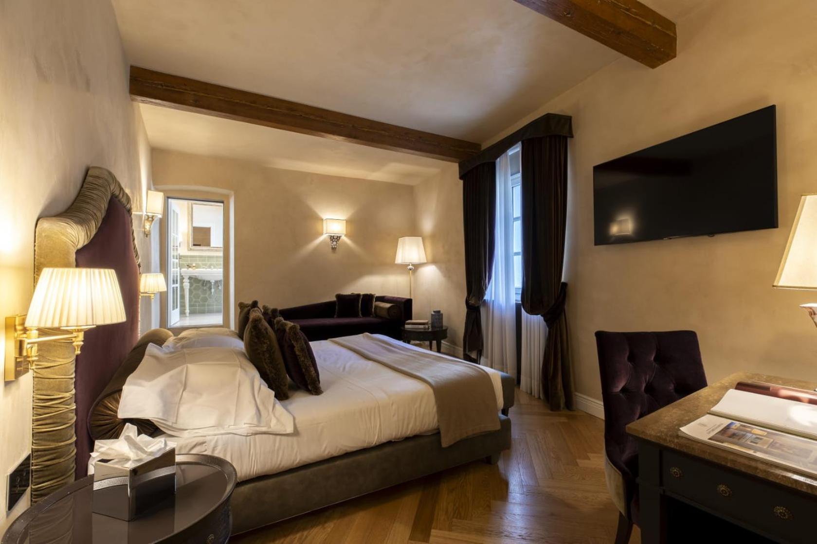Palazzo Roselli Cecconi Hotel 3*