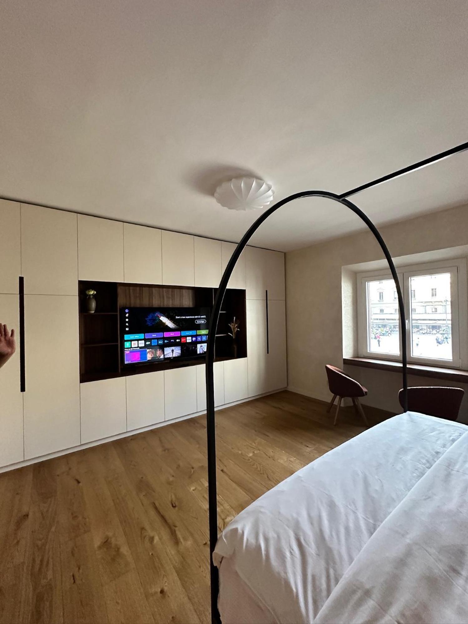 Prestigious In Repubblica Apartment