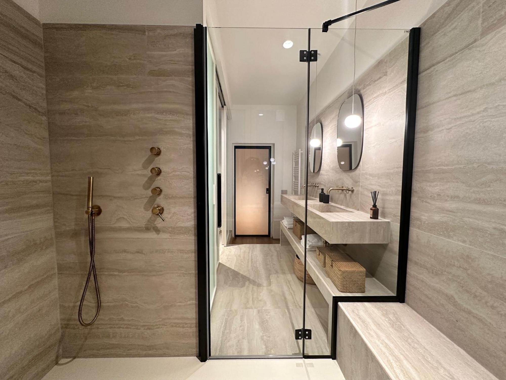 Prestigious In Repubblica Apartment