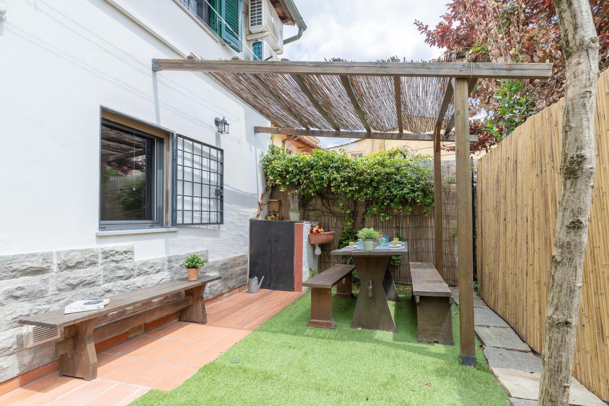 Hébergement de vacances Terracielo Isola, Tra Parco E Centro X 5 Con Giardino *