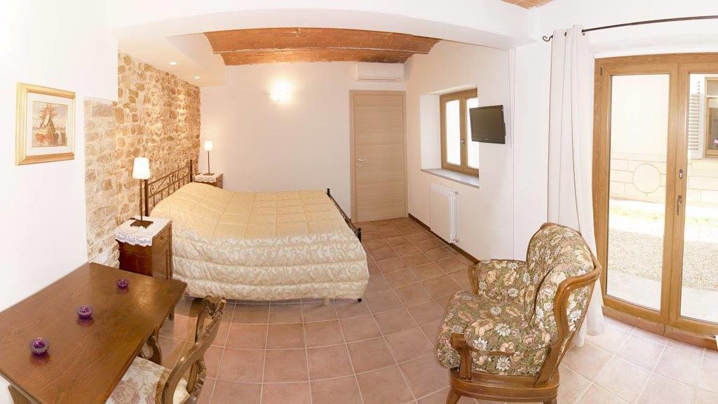 Il Naif Guest house