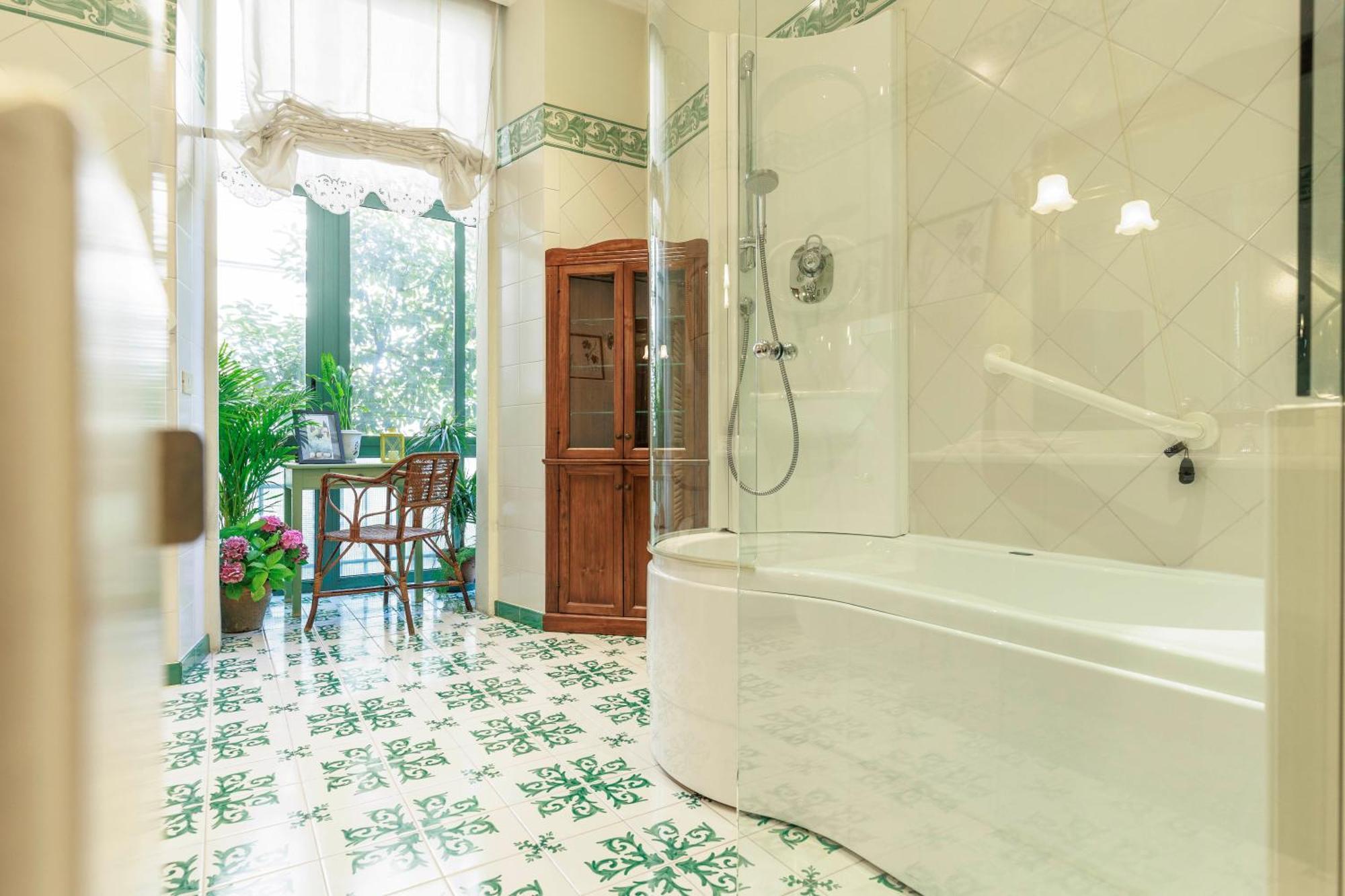 Appartamento Huge With Private Garden