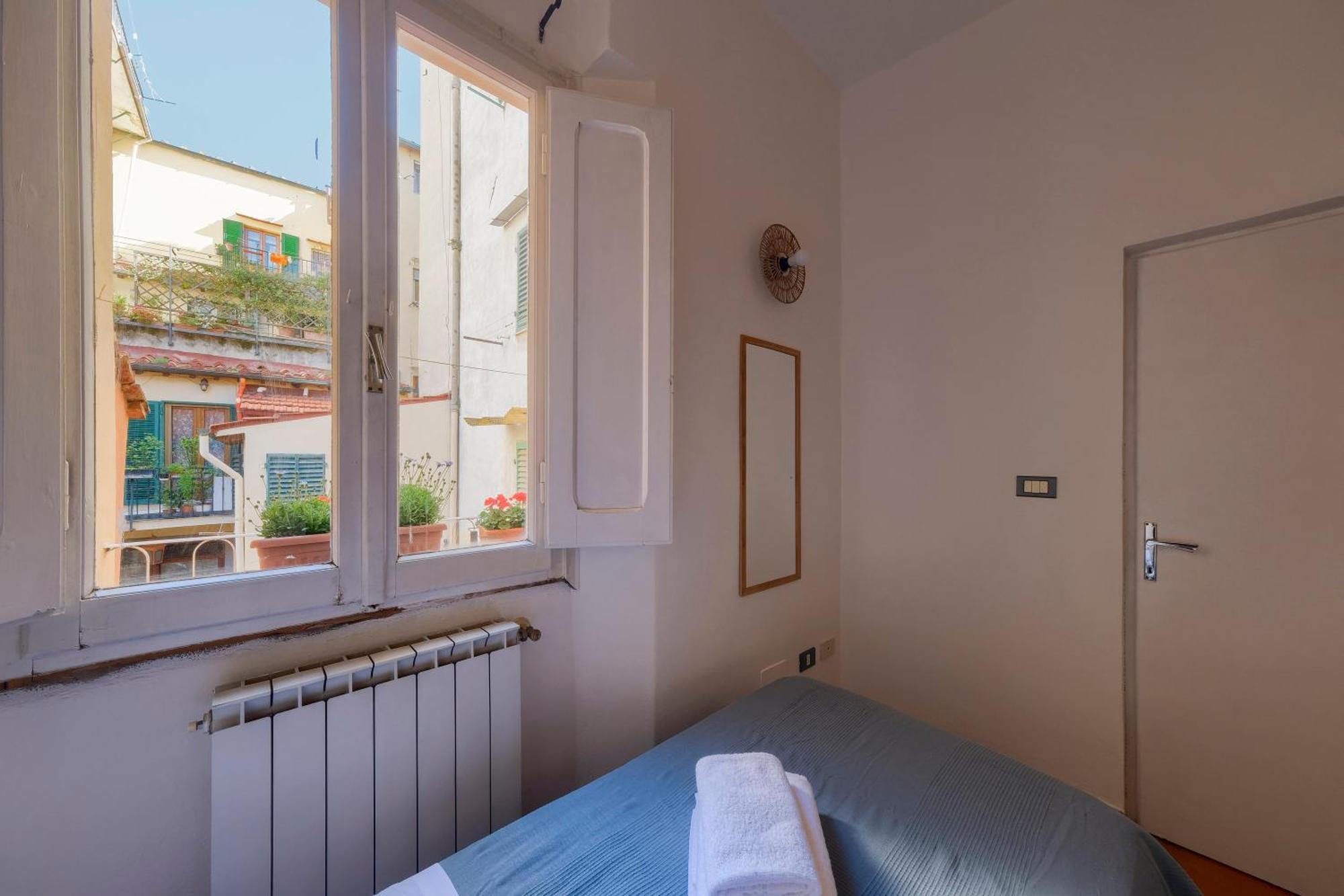 La Rondinella - Private Terrace Apartment *