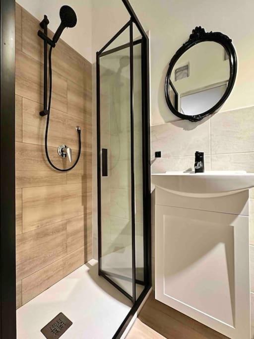 Appartement Warm Retreat In The Heart Of Cls Station Florence