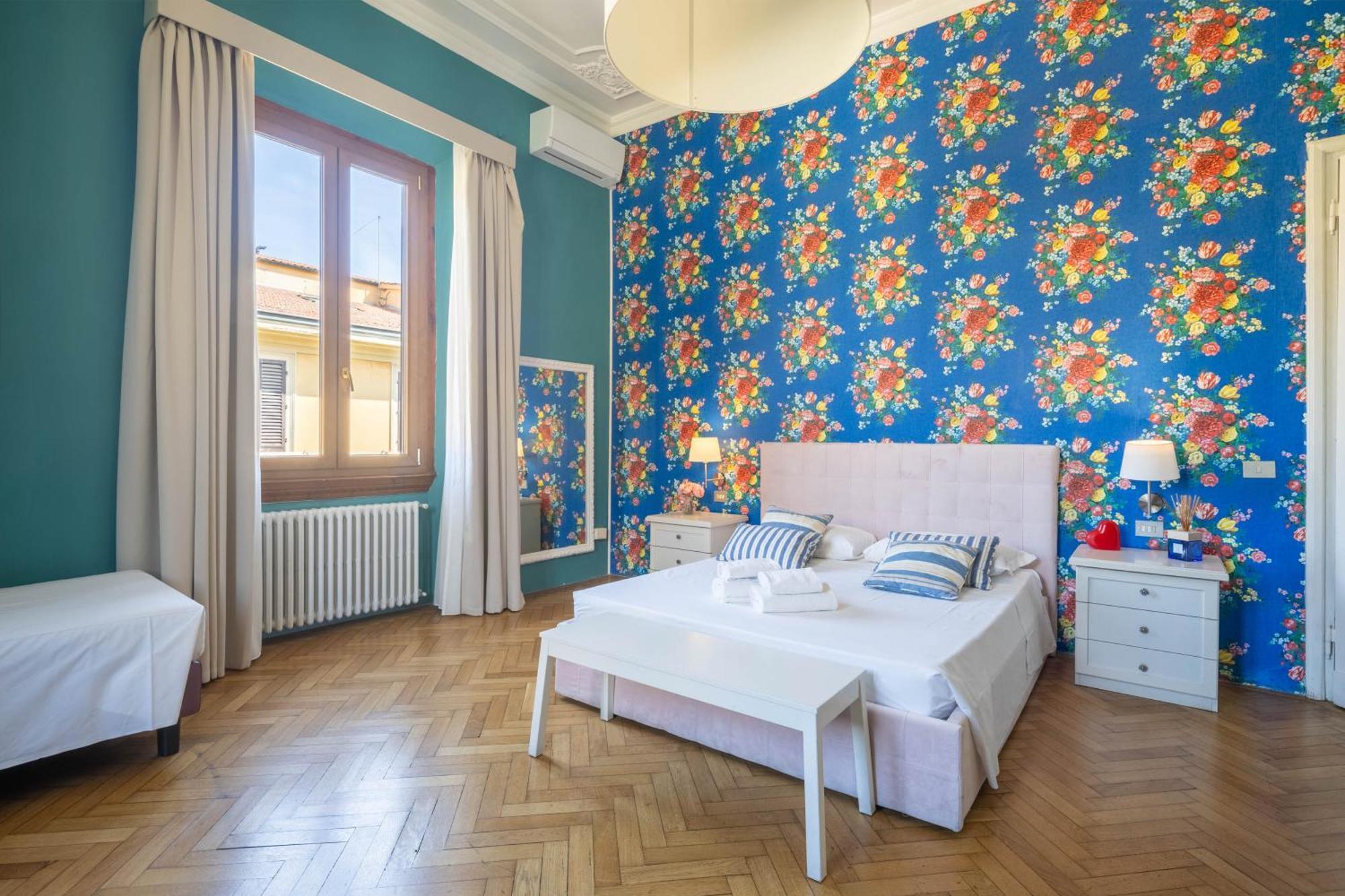 Joli Hotel 2*