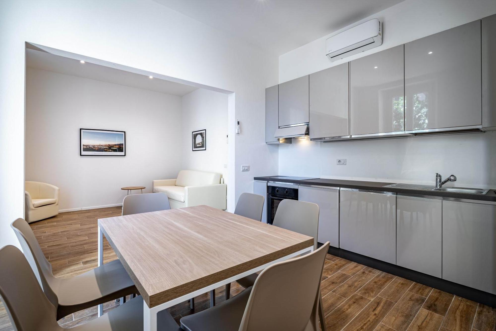 Yd Elegant With Garden Appartement
