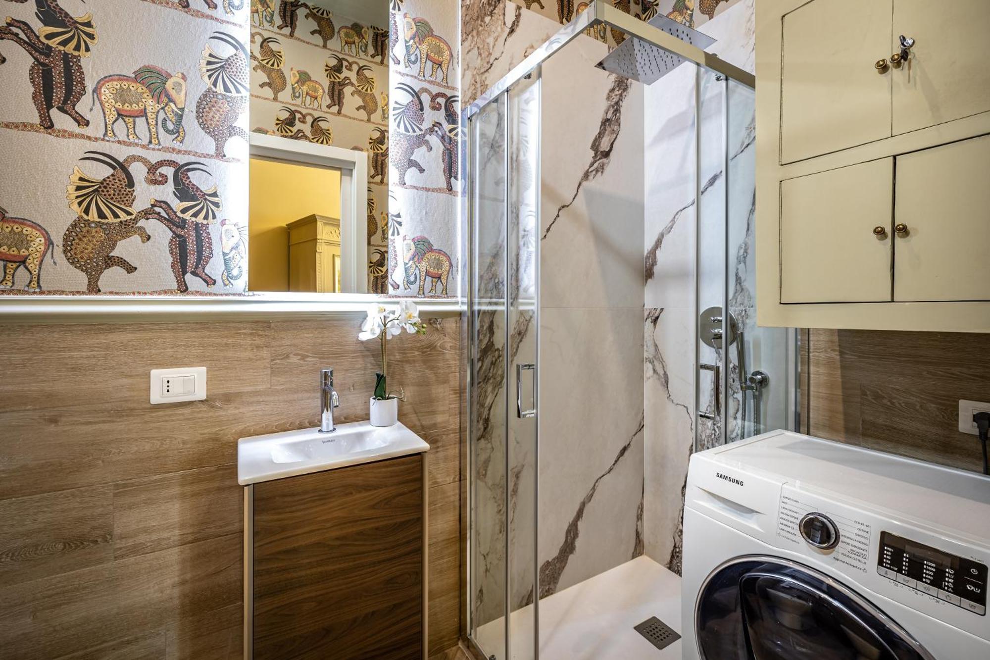 Yd Bright And Luxury Art * Florence
