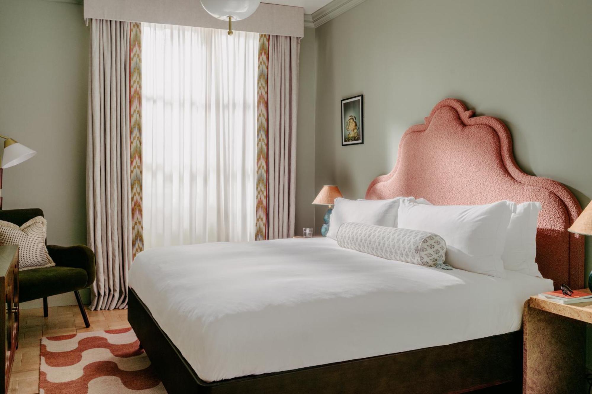 The Hoxton, 4*