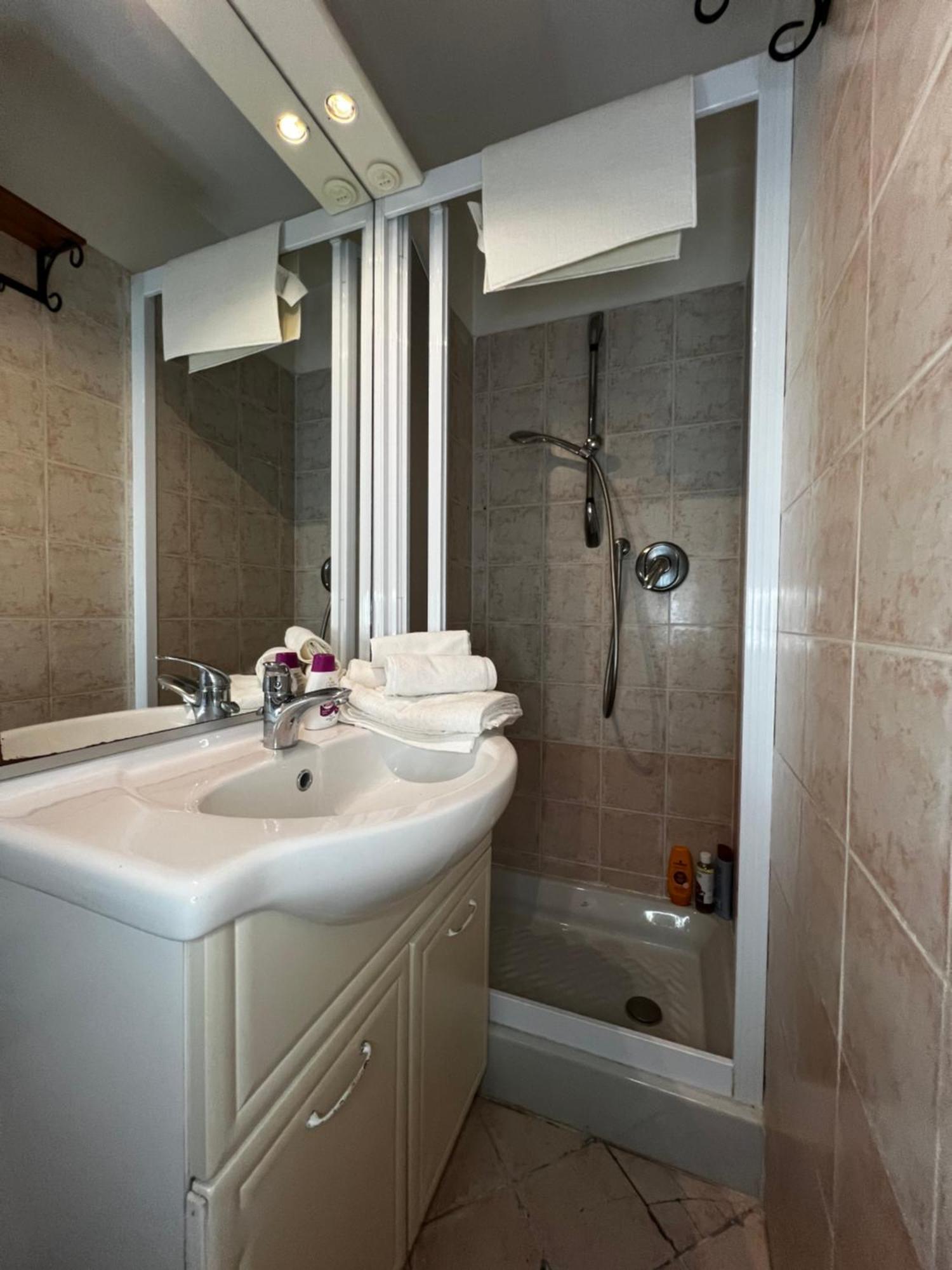 Apartamento The Love's Nest In Wi-fi , Air Conditioning *